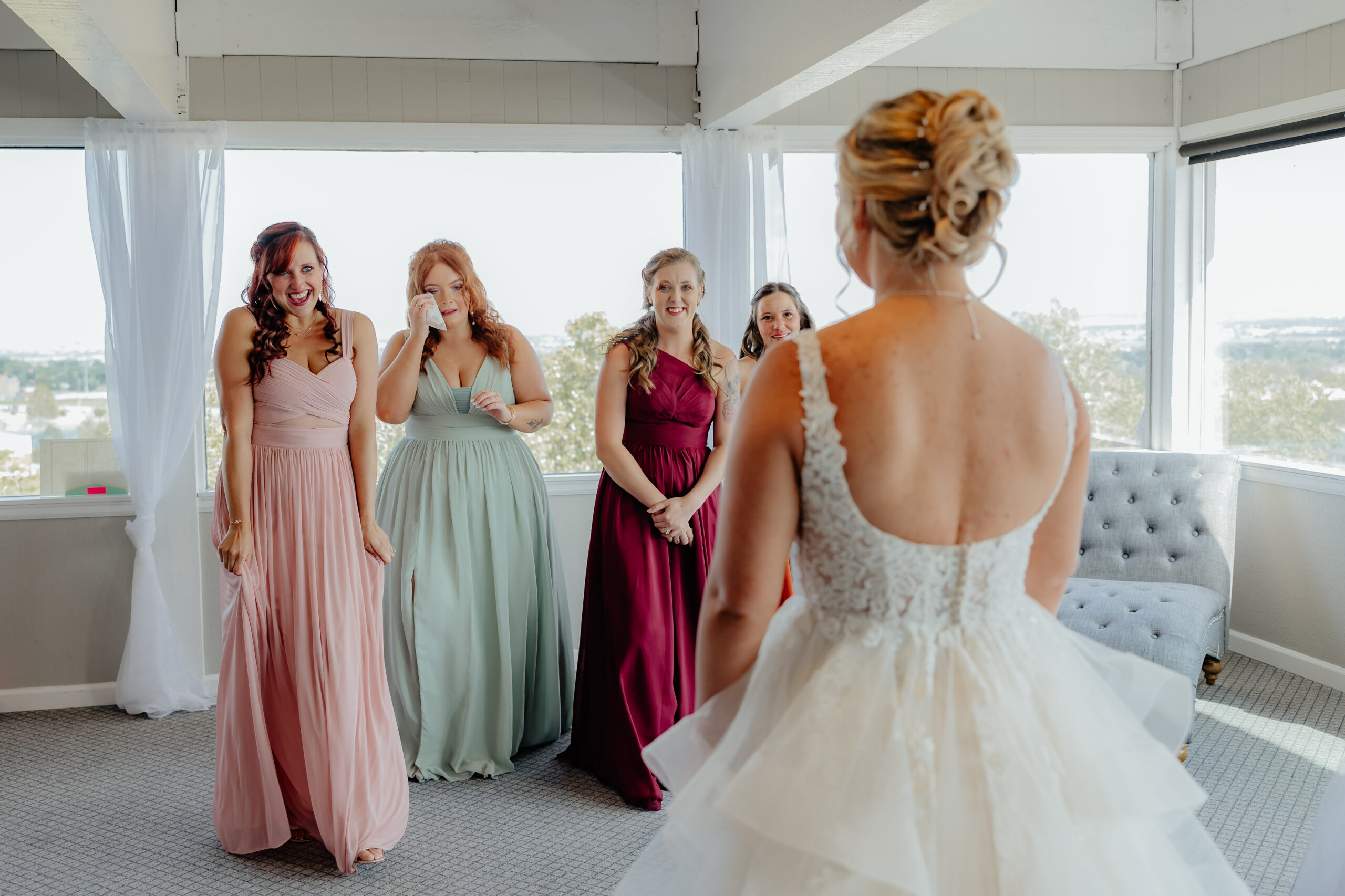 Colorado Elopement Photographer captures first look with bride and bridesmaids